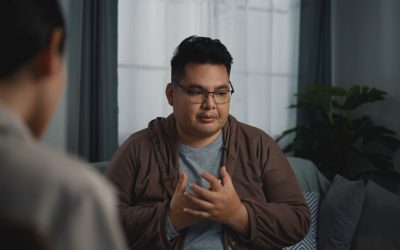 When Should You See a Therapist? 6 Signs it’s Time + How to Choose the Right One